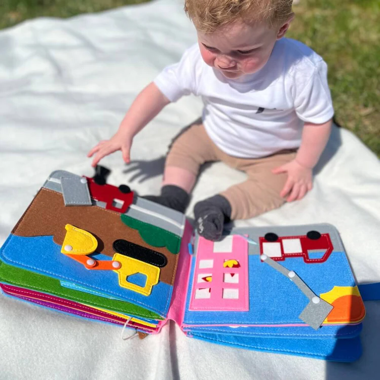 Montessori Geschichtsbuch