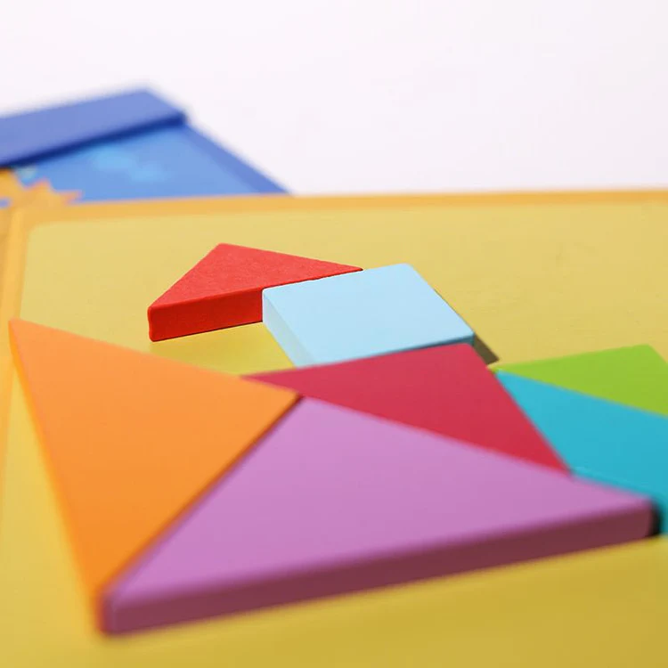 Montessori Magnetisches Tangram Buch
