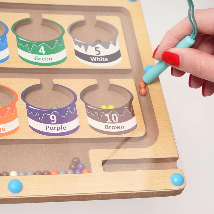 Montessori Interaktives Labyrinth