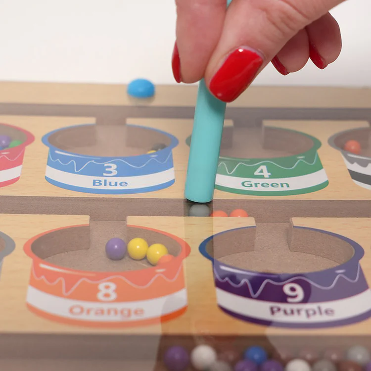 Montessori Interaktives Labyrinth